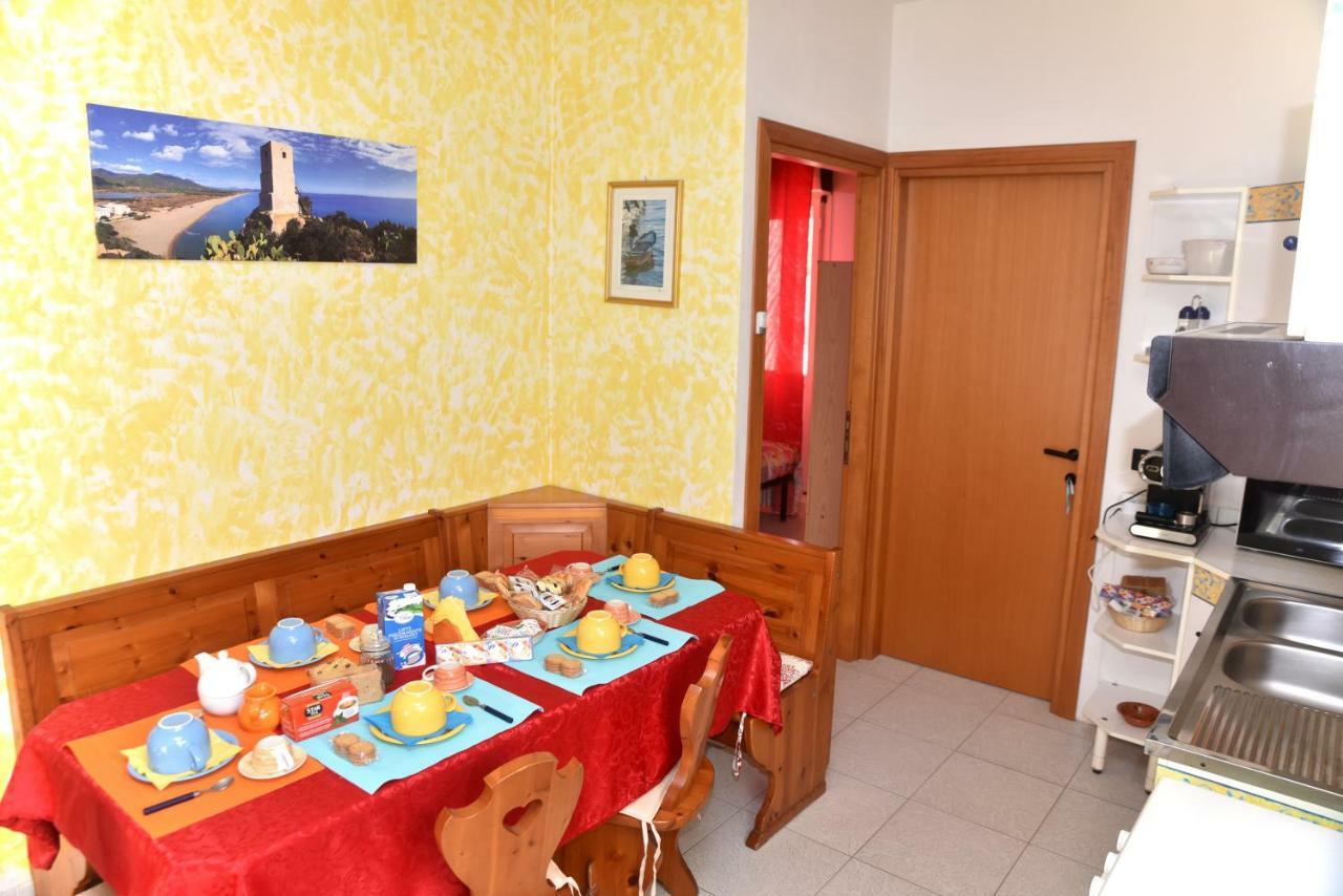 B&B Sa Pintadera Muravera Exteriör bild