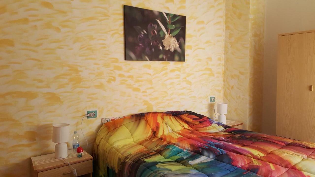 B&B Sa Pintadera Muravera Exteriör bild